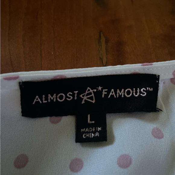 Almost Famous Large V Neck Blouse Top - Picture 8 of 13